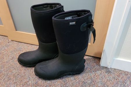 BOGS knee-highs