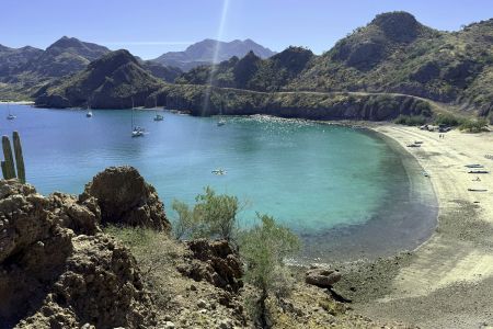 day-02-agua-verde.jpg